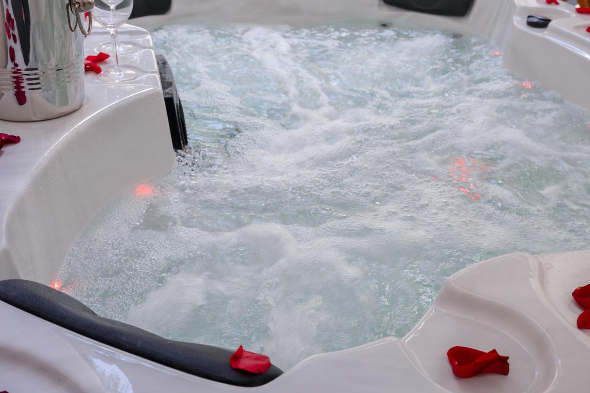 La Romance A Bulles En Hyper Centre ลาโรแชล ภายนอก รูปภาพ